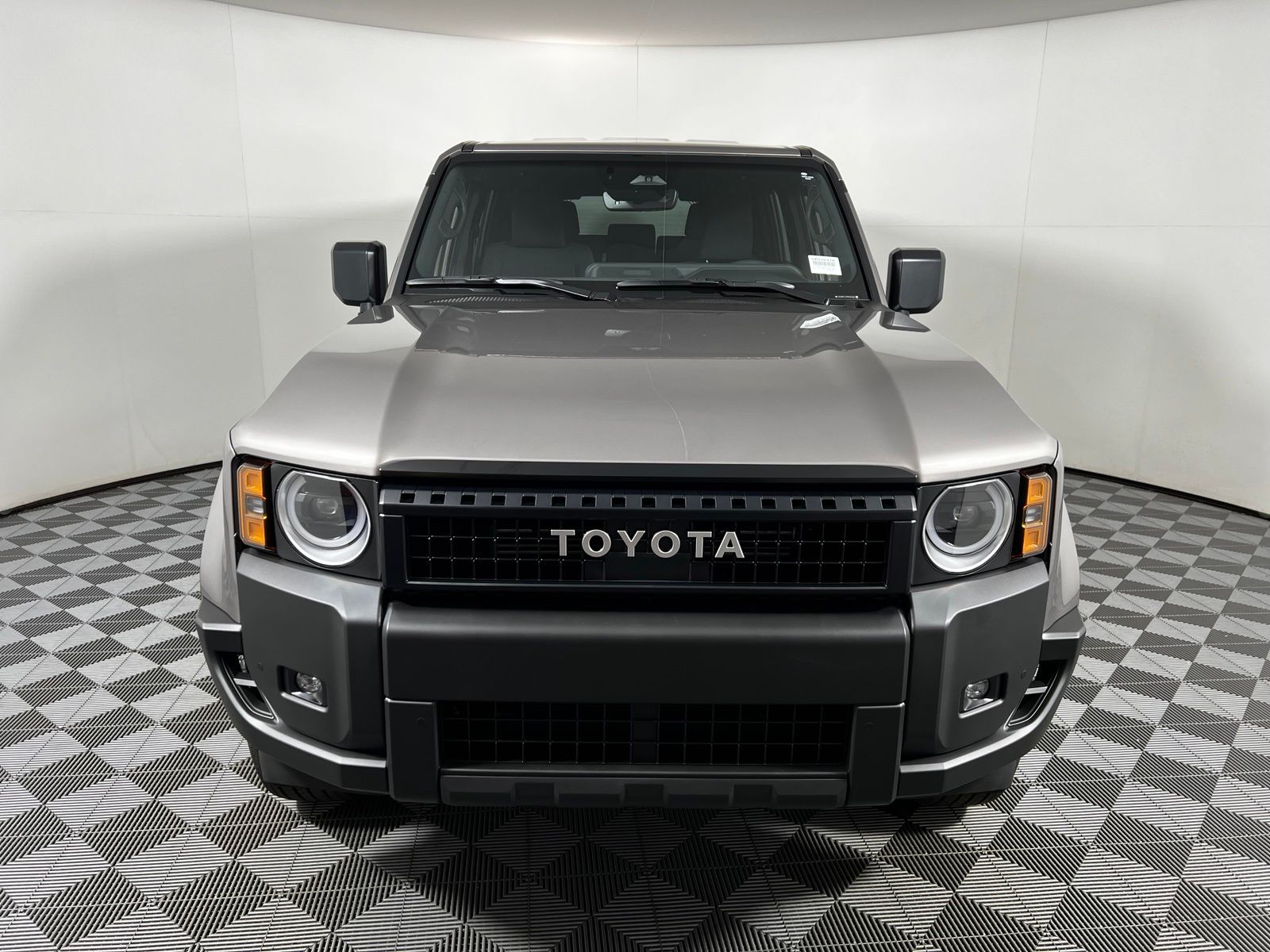 toyota land cruiser 2027 JTEABFAJXVK074140 image toyota land cruiser 2027 JTEABFAJXVK074140 image